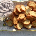 Niçoise Olive Aioli with Garlic Croutons